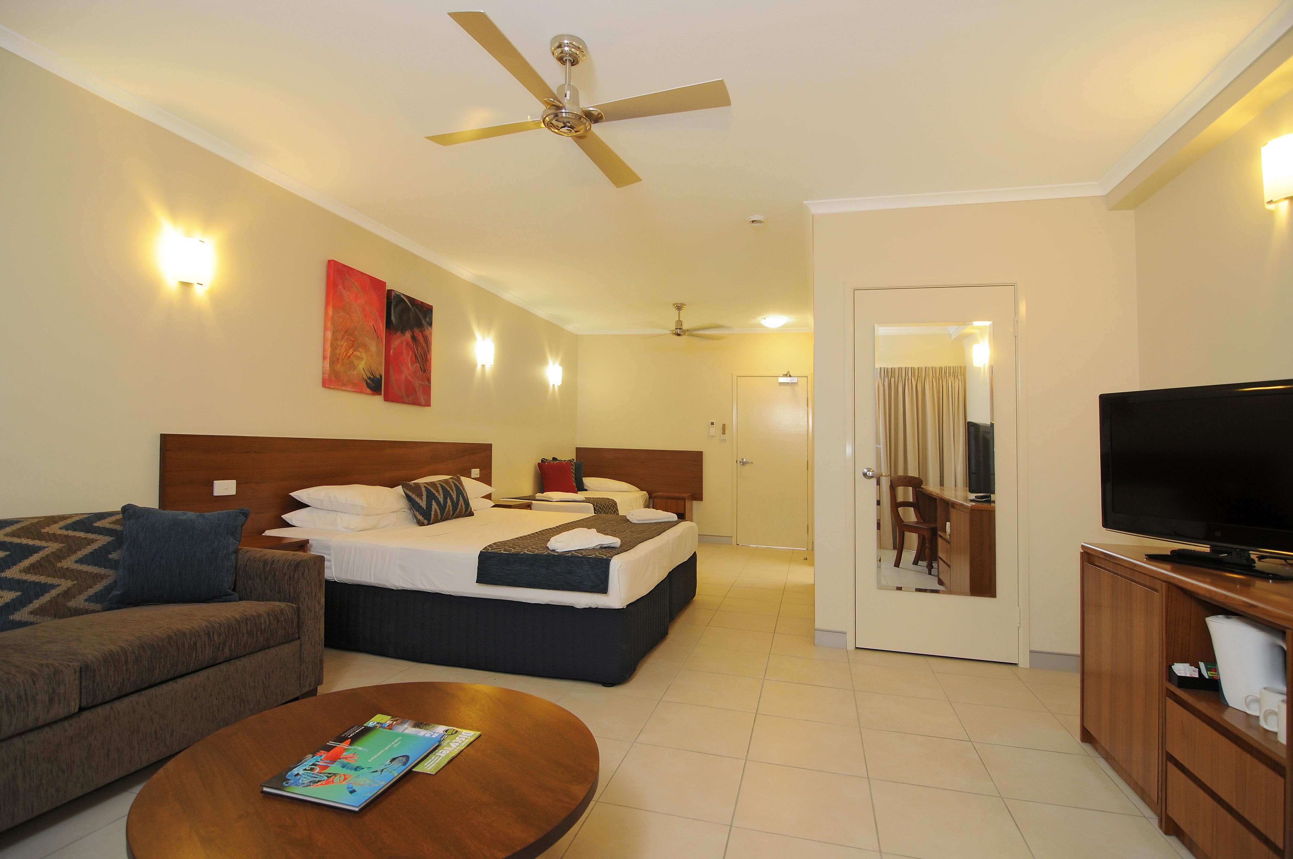 Cairns Queenslander Hotel & Apartments Екстер'єр фото