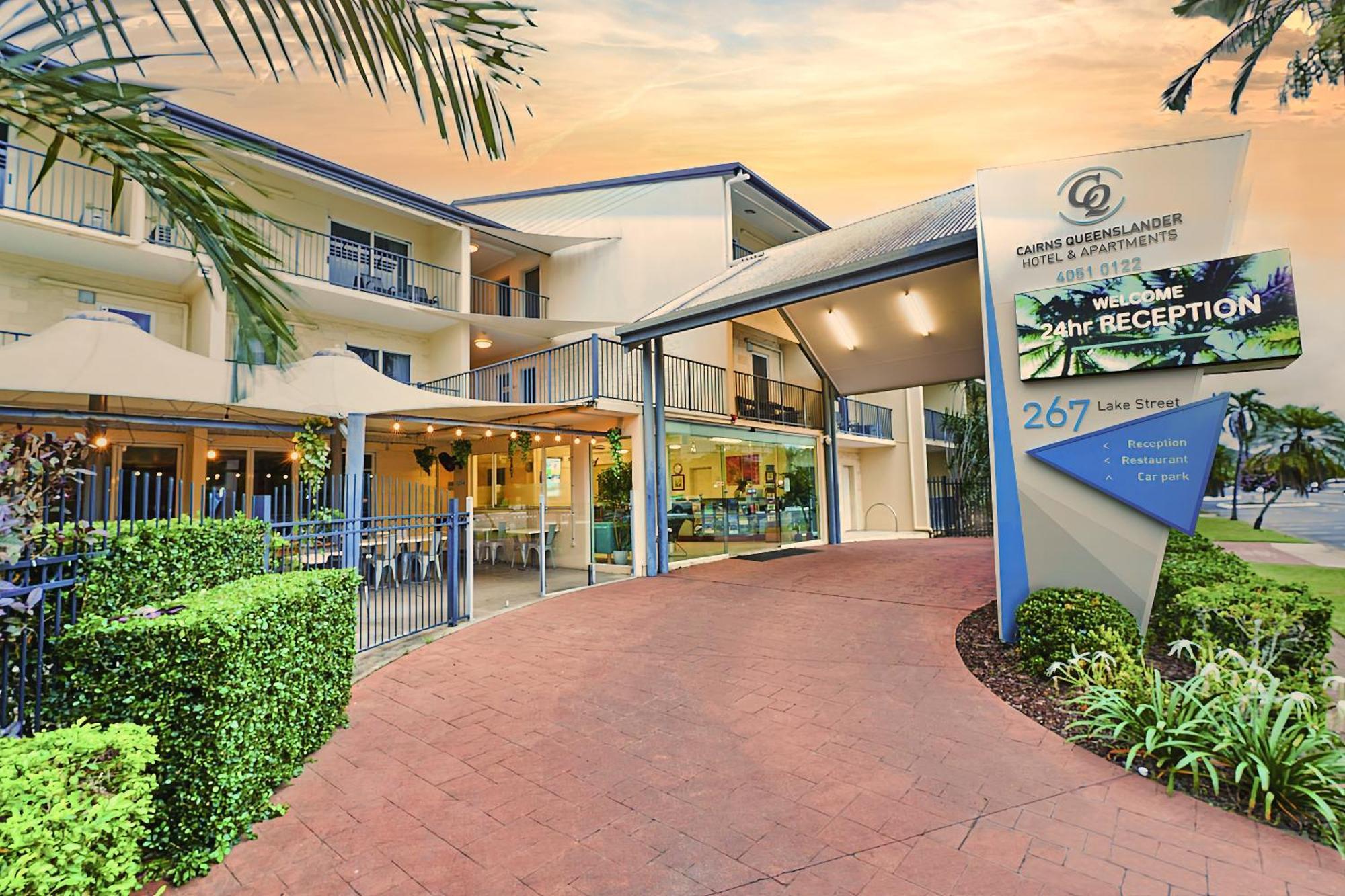 Cairns Queenslander Hotel & Apartments Екстер'єр фото